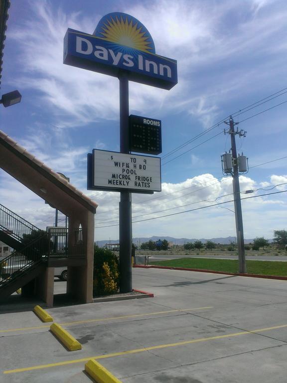Days Inn By Wyndham Kingman East Exterior photo